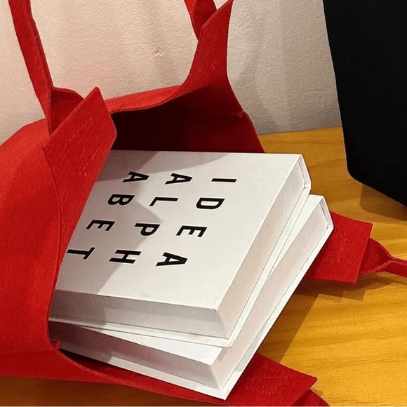 🔖 Hello Kitty Book Bag - Picture 4 of 6